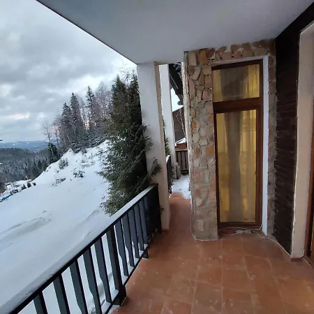 Pamporovo, Ski-In Ski-Out, Harmony Apartment 2, Easy Lift Access Apartment Pamporowo