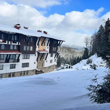 Apartment Pamporovo, Ski-In Ski-Out, Harmony Apartment 2, Easy Lift Access Pamporowo